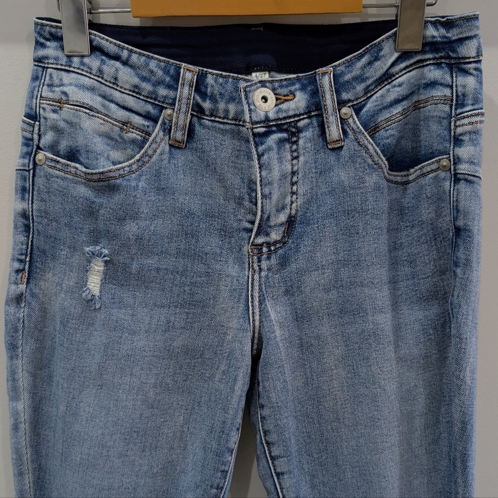 JAG | Women's Light Wash Cecilia Skinny Frayed Hem Distressed Stretchy Jeans - Picture 3 of 6